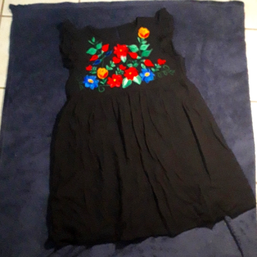 Flower drees